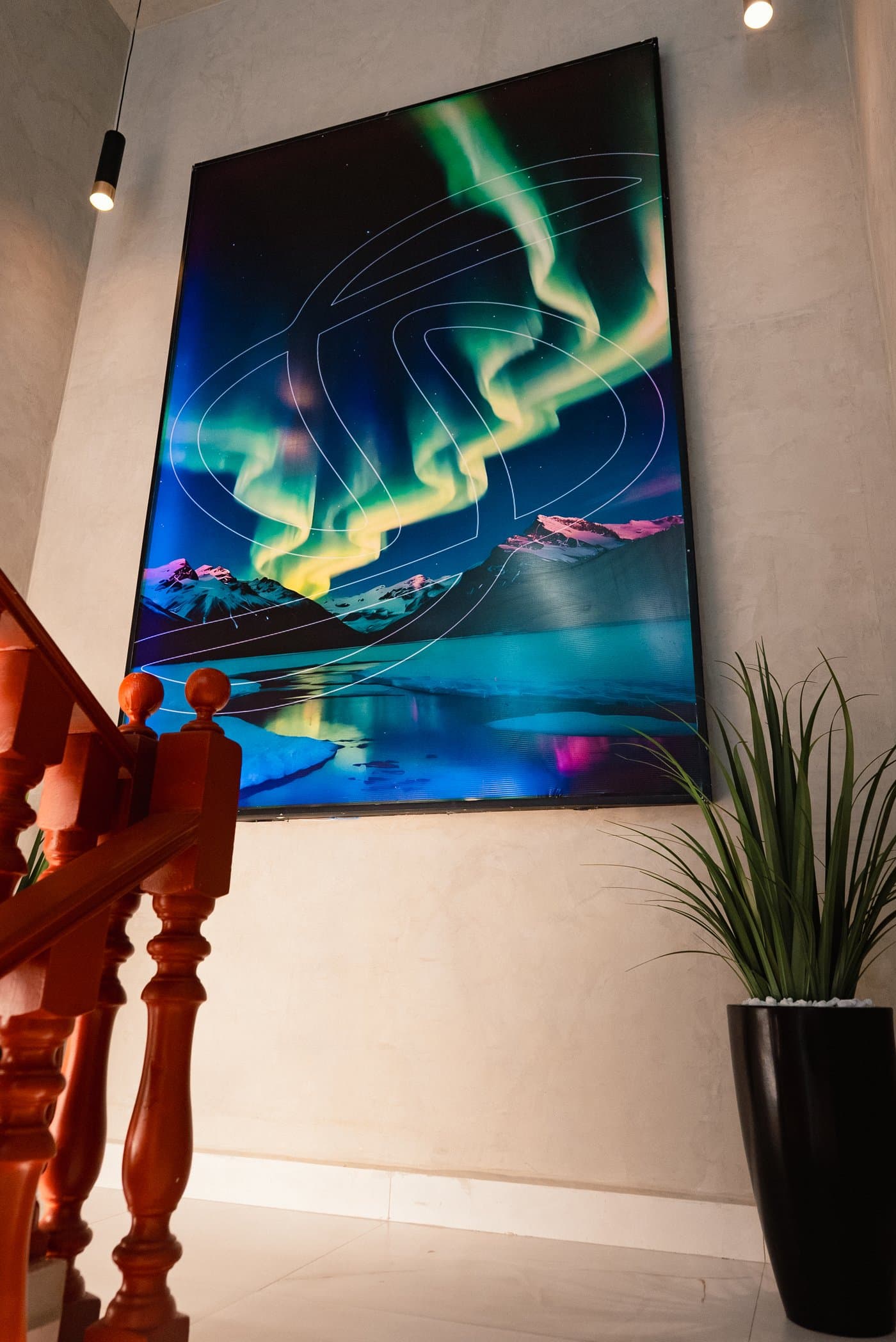 O painel da aurora na escada
